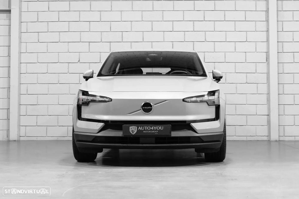 Volvo EX30 - 2