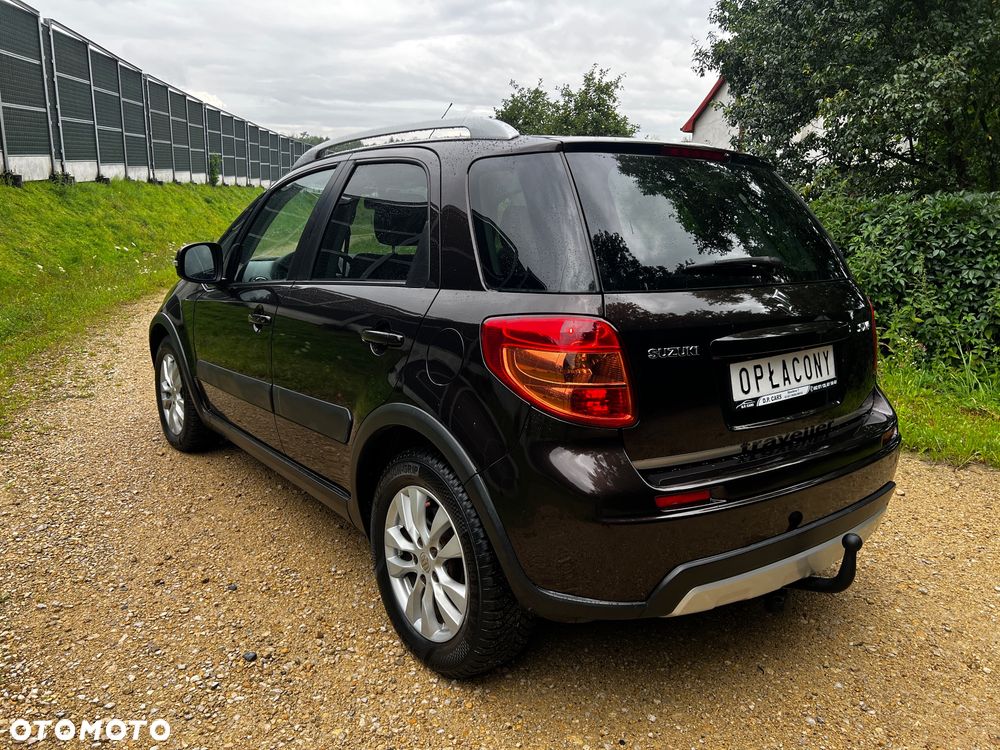 Suzuki SX4 1.6 Comfort Plus - 4