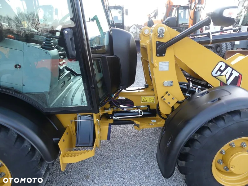 Caterpillar CAT 906M / Nowy model 2020r / Jak Nowy / - 24