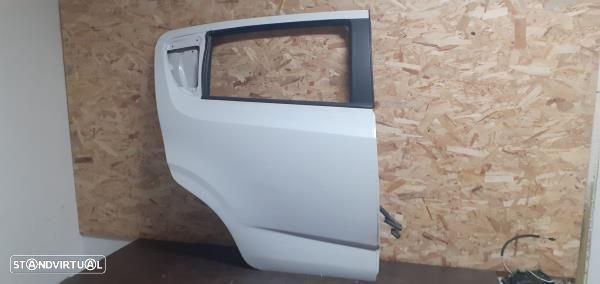 Porta Trás Dto Chevrolet Aveo Hatchback (T300) - 1