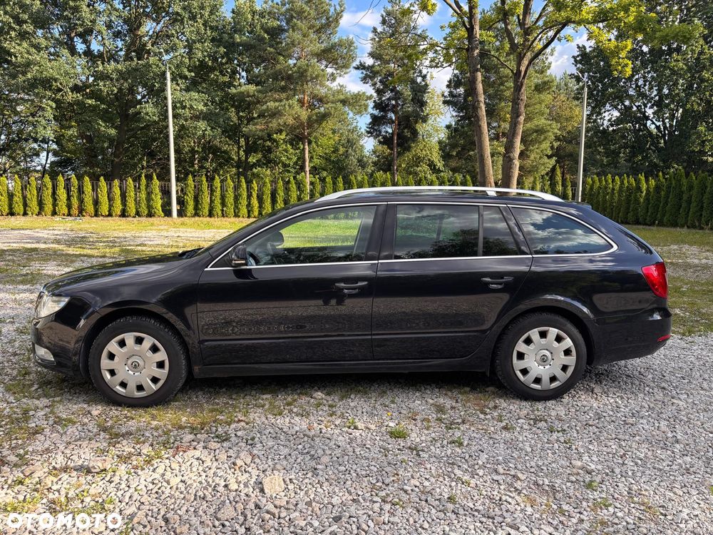 Skoda Superb 2.0 TDI Ambition - 11