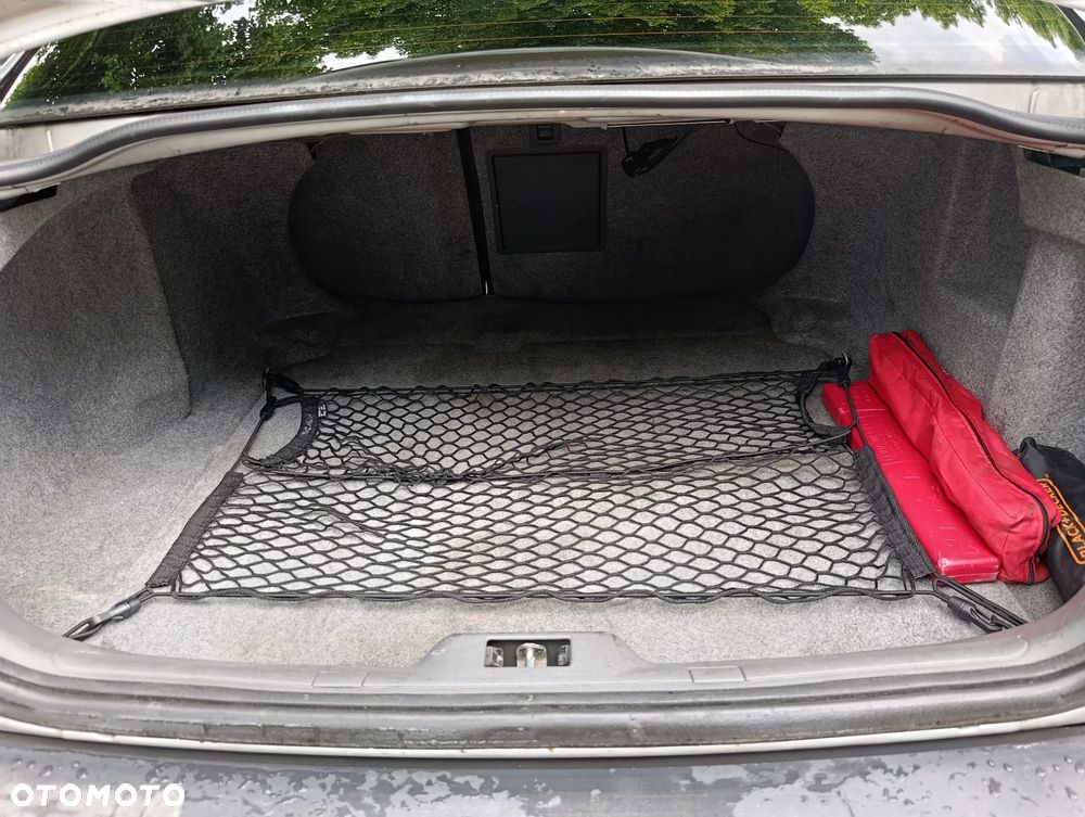 Volvo S80 2.4 - 15