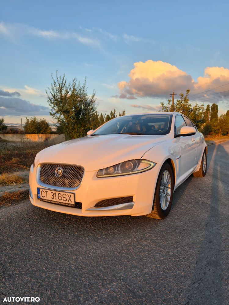 Jaguar Xf 2013 photo 2