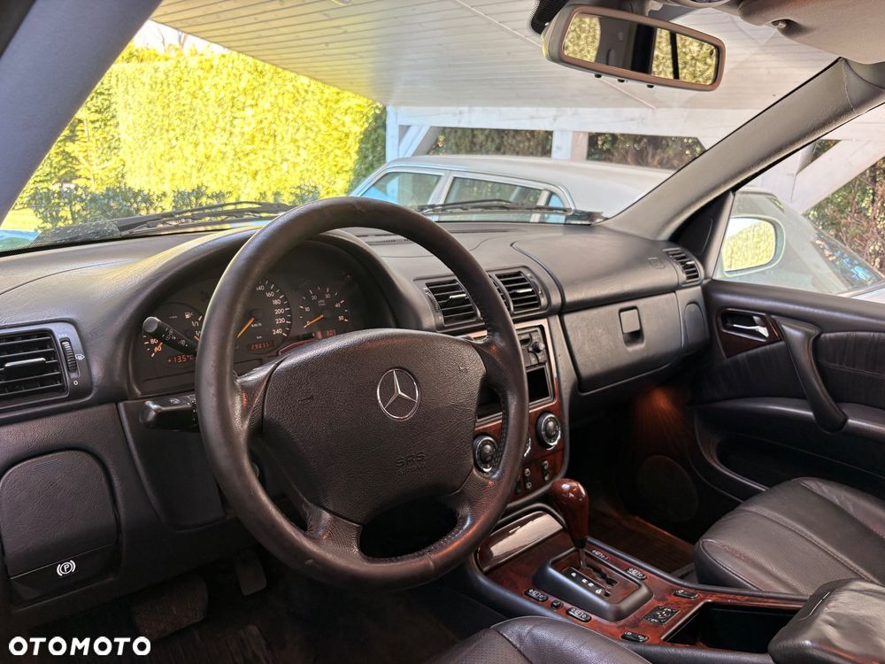 Mercedes-Benz ML 400 CDI - 9