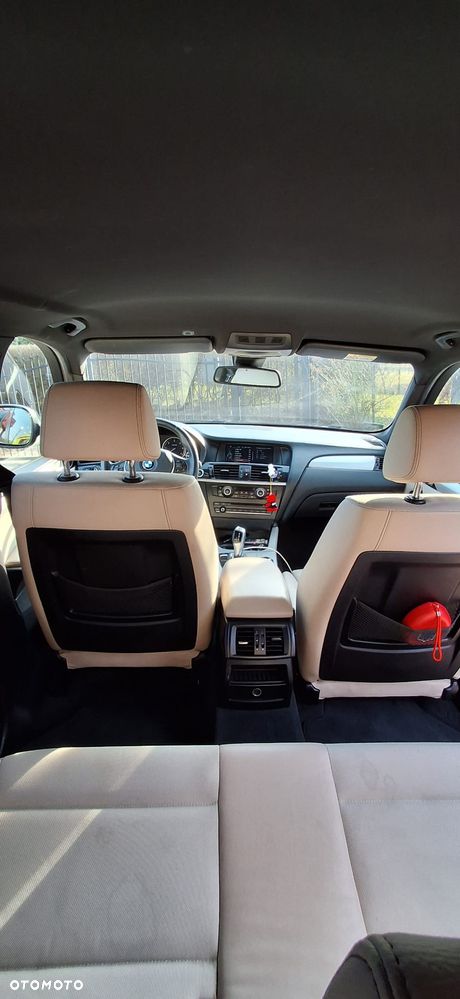 BMW X3 xDrive20d - 9
