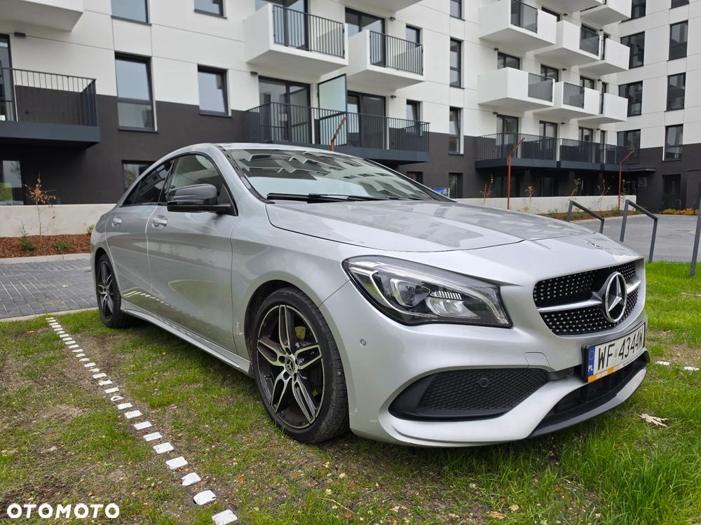 Mercedes-Benz CLA - 4