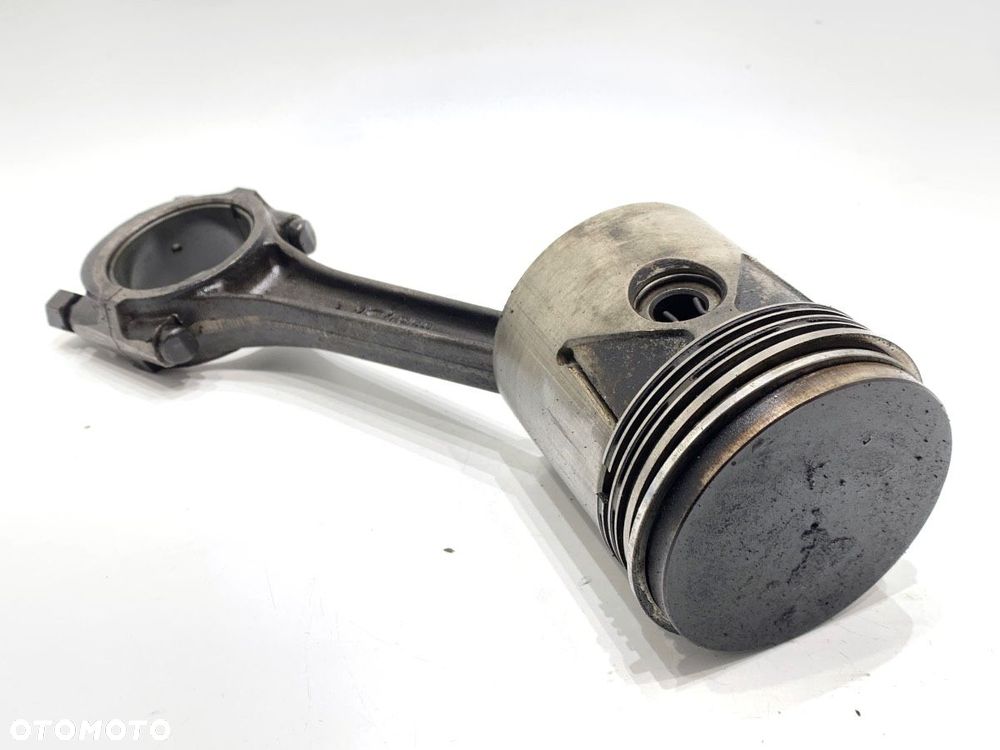 TŁOK Z KORBOWODEM  FSC ŻUK 2.1 B - 1