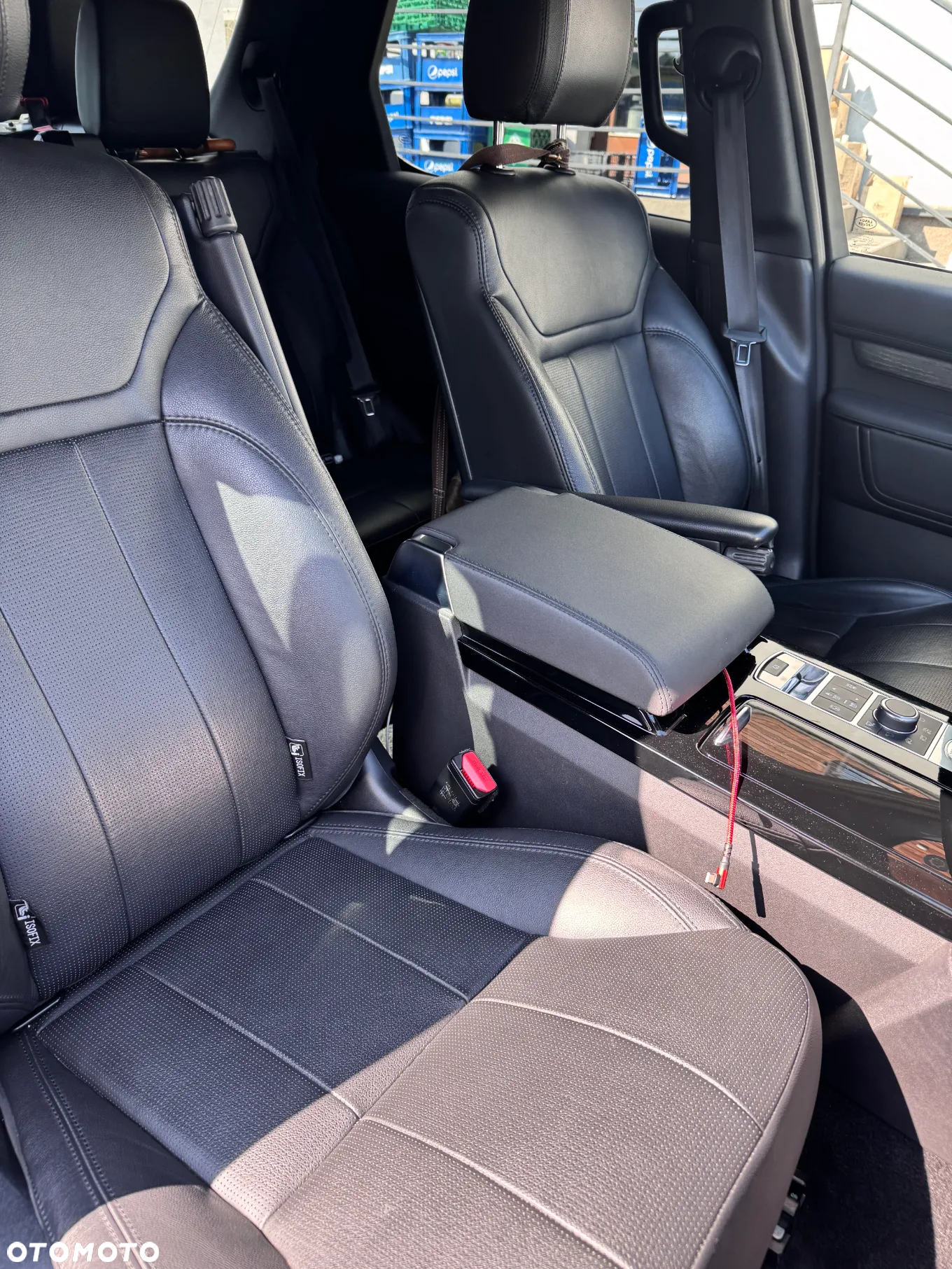 Land Rover Discovery V 2.0 SD4 HSE - 32