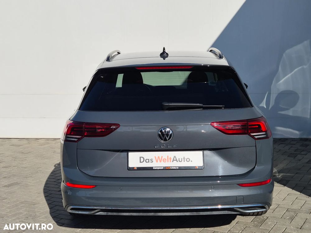 VOLKSWAGEN Golf 2022 — imagine 4