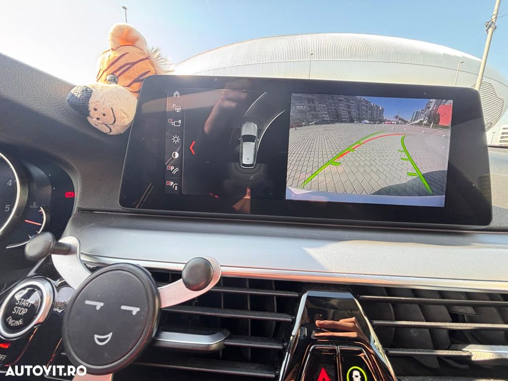 BMW Seria 5 520d Aut. - 22