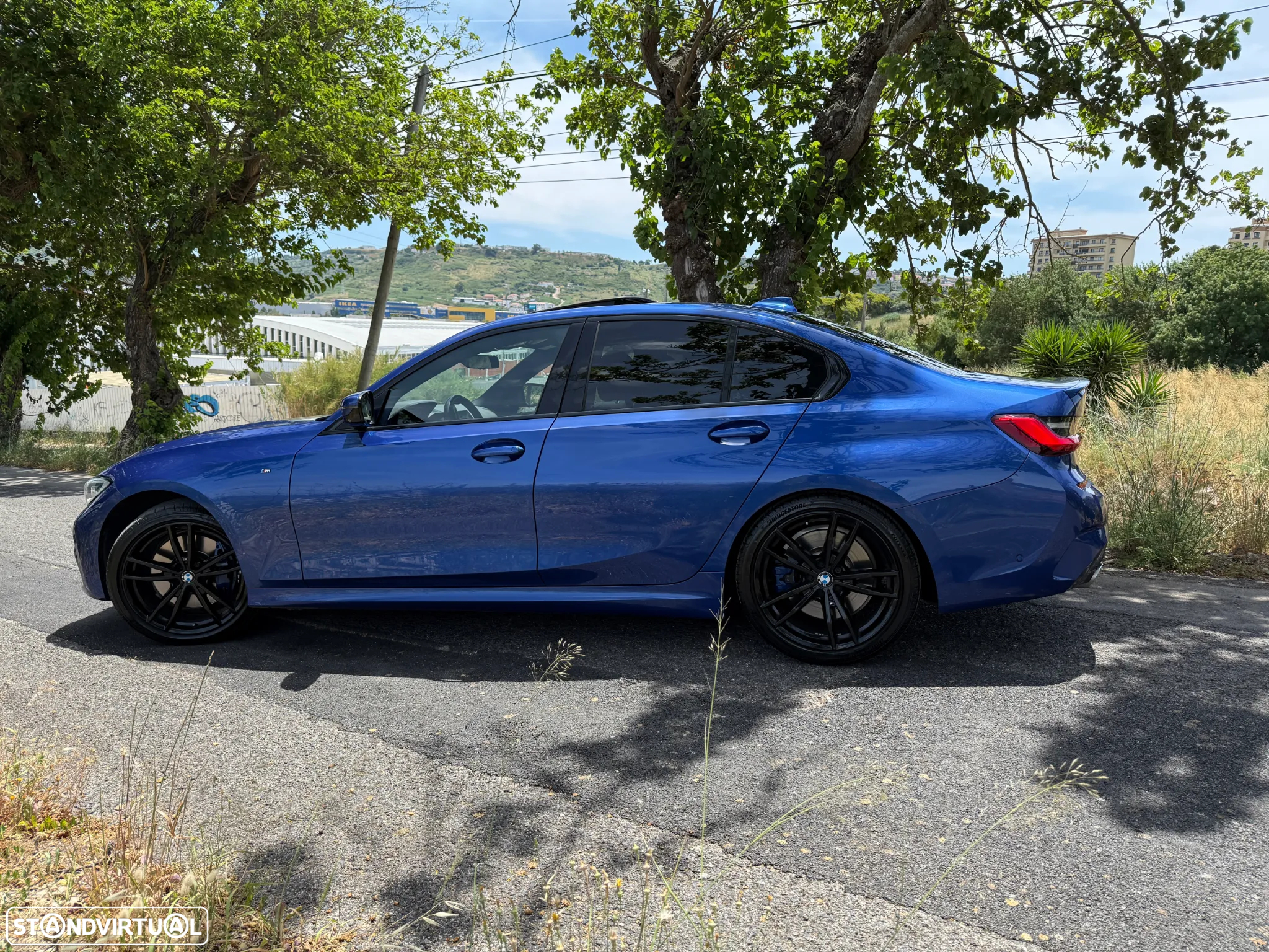 BMW 330 i Pack M Auto - 6