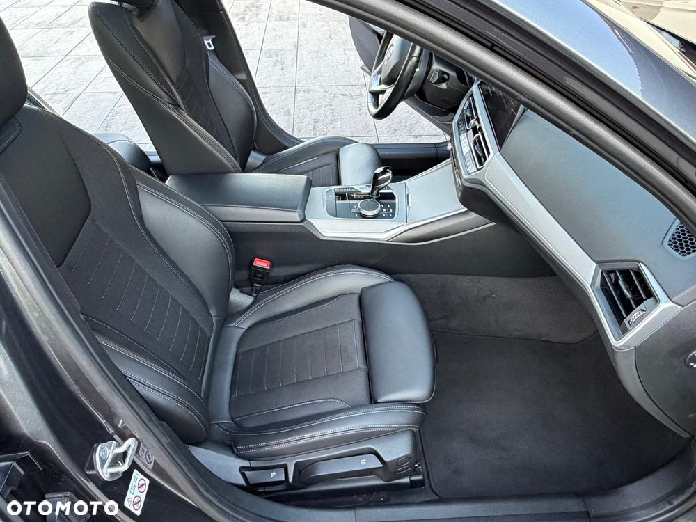 BMW Seria 3 - 16