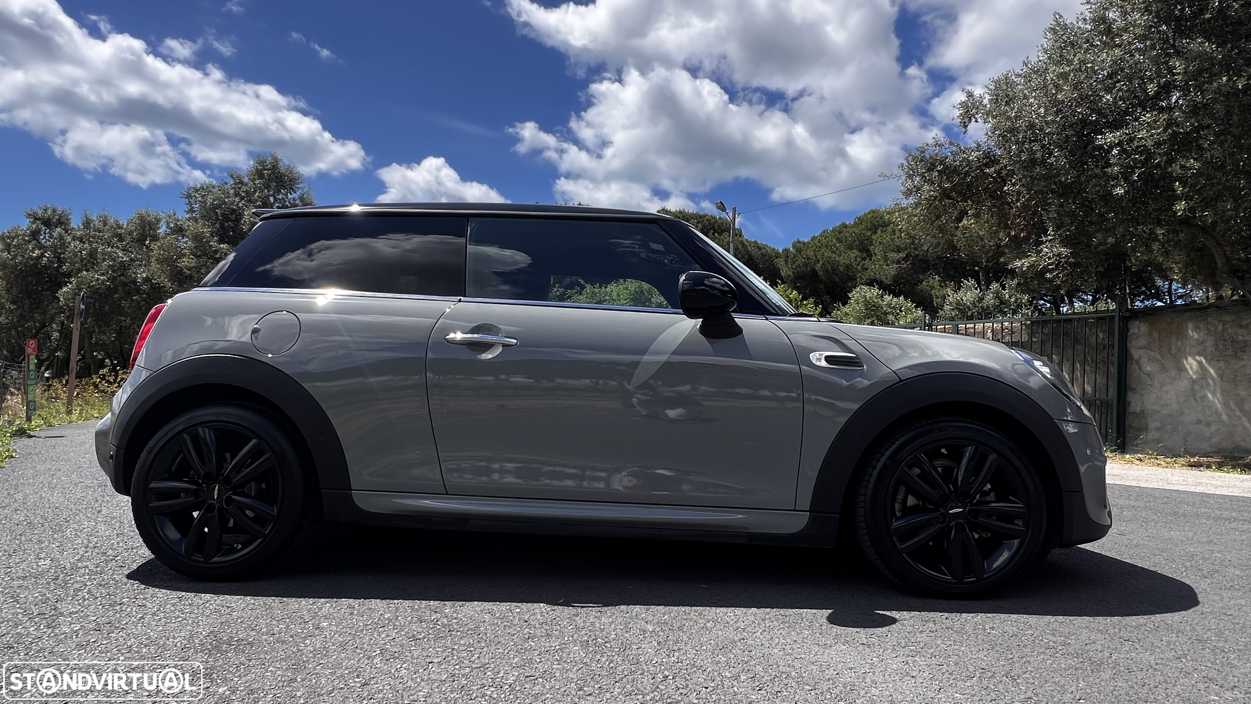 MINI 3 Portas One D - 22