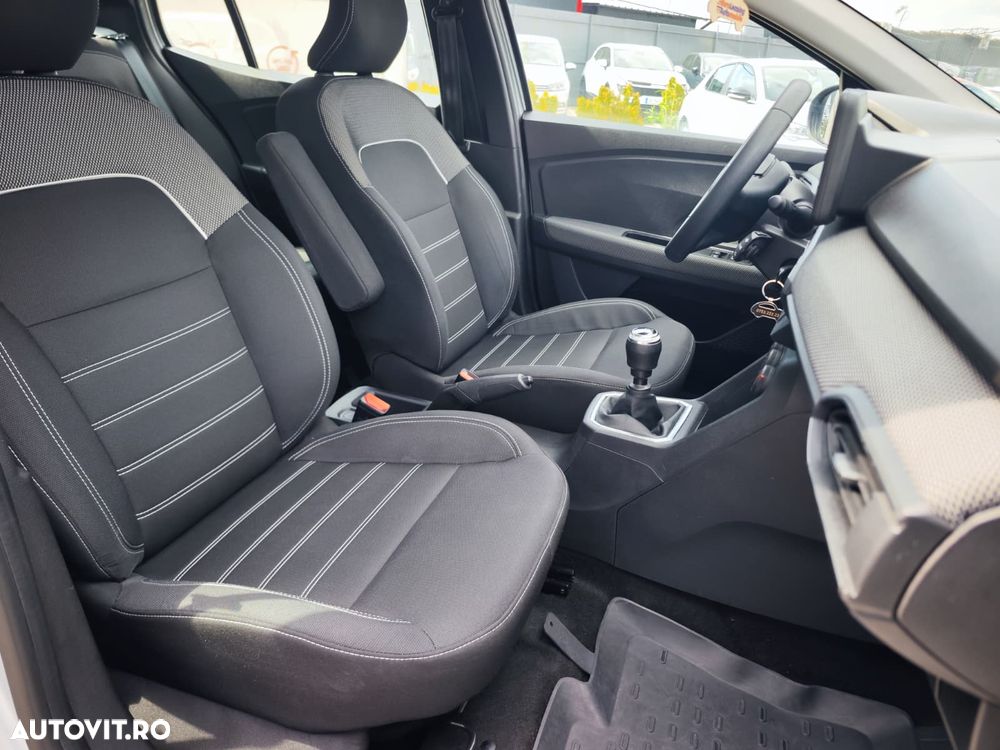 Dacia Logan TCe 90 MT6 Prestige - 17