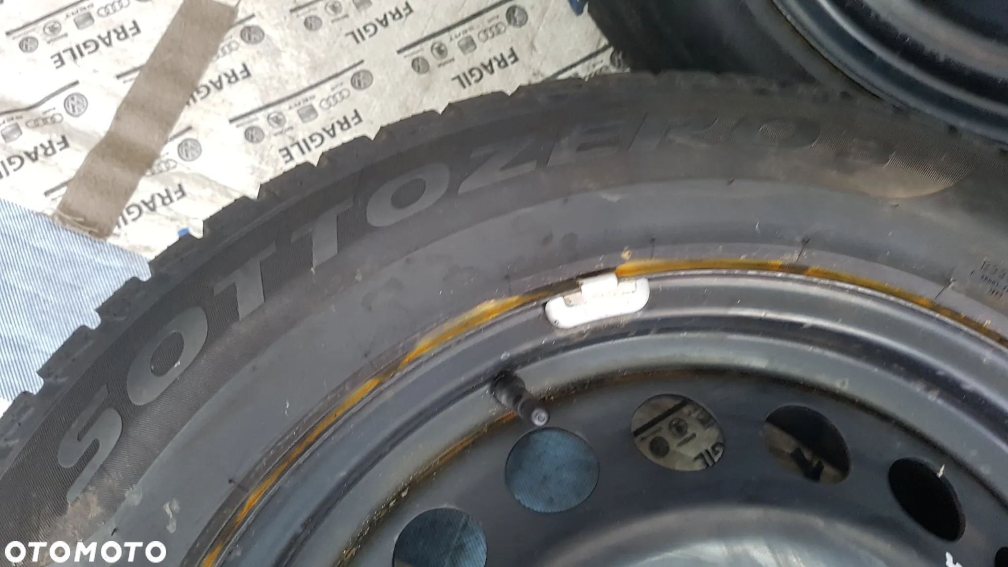 KOŁA ZIMOWE FORD KUGA EDGE  5X108 7,5JX17 235/55R17 FORD KUGA CZUJNIKI - 17