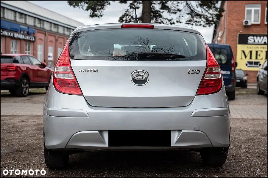 Hyundai i30 1.4 Classic + - 9