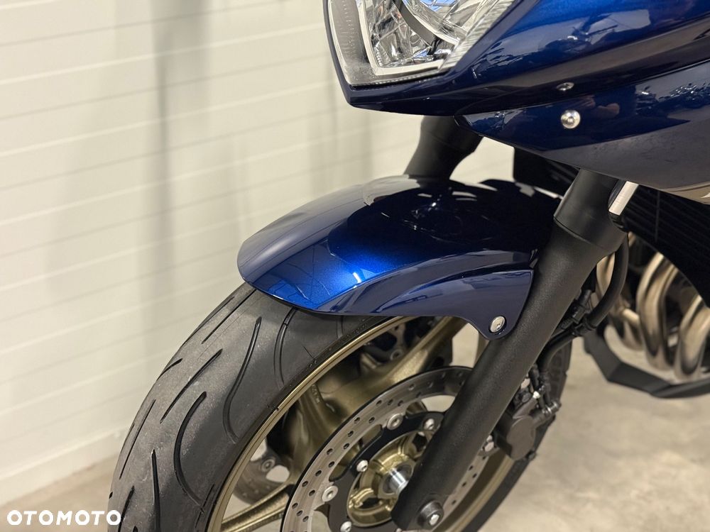 Yamaha XJ - 25