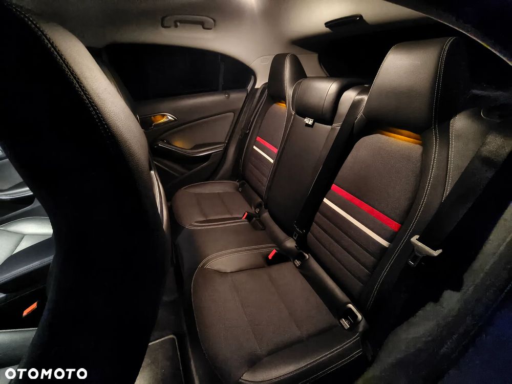 Mercedes-Benz Klasa A 200 d 7G-DCT AMG Line - 14