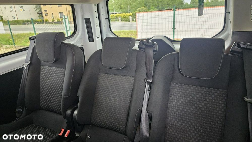 Ford Transit Custom - 23