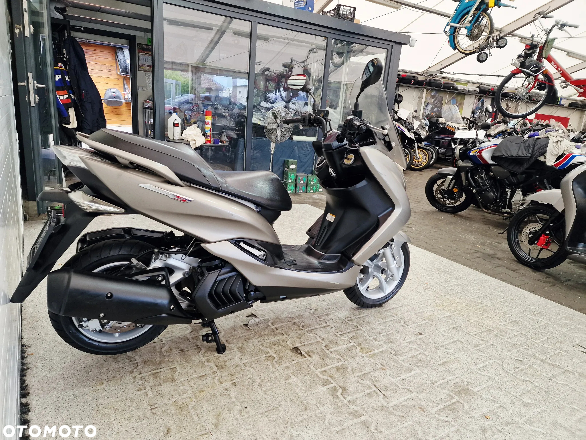 Yamaha Majesty - 18