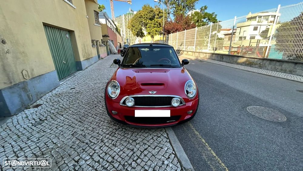MINI Cabrio John Cooper Works - 7