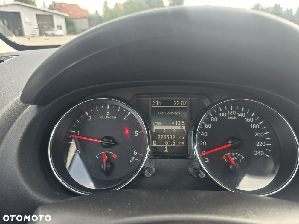 Nissan Qashqai+2 - 25