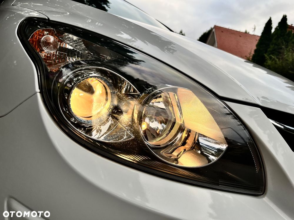 Hyundai i30 1.4 Team 08 - 19