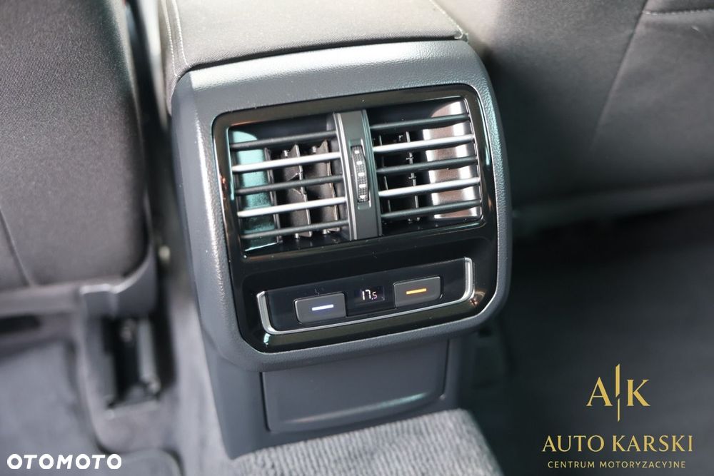 Volkswagen Passat Variant - 27