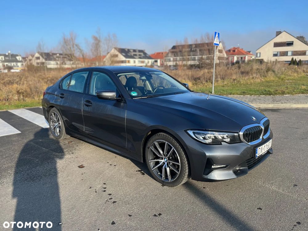 BMW Seria 3 318d Sport Line - 6