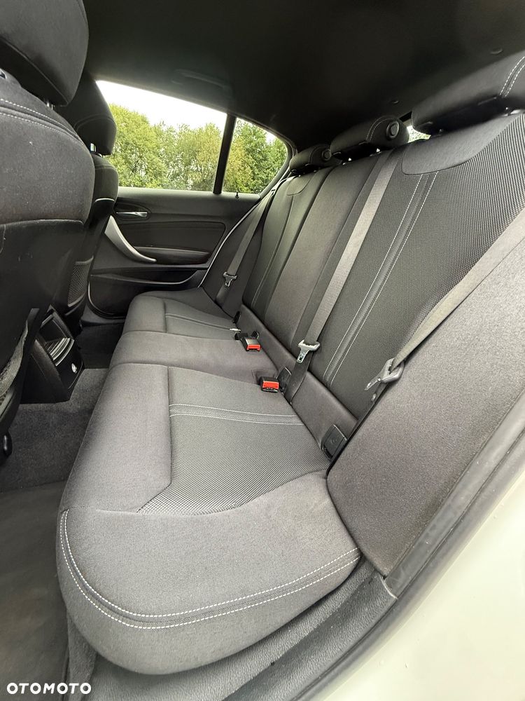 BMW Seria 1 116d M Sport Shadow - 24