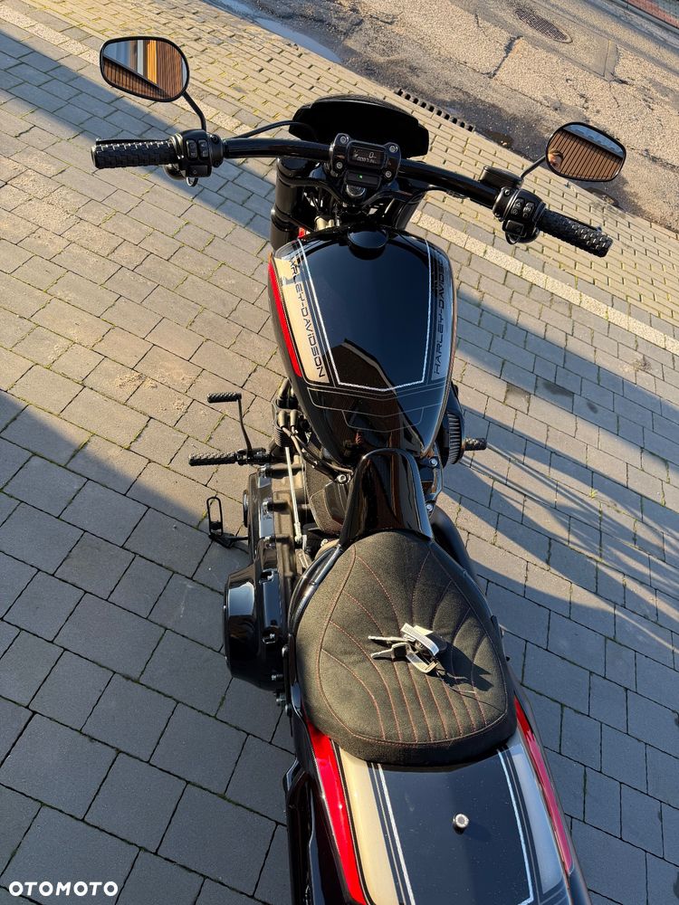 Harley-Davidson Softail Breakout - 12