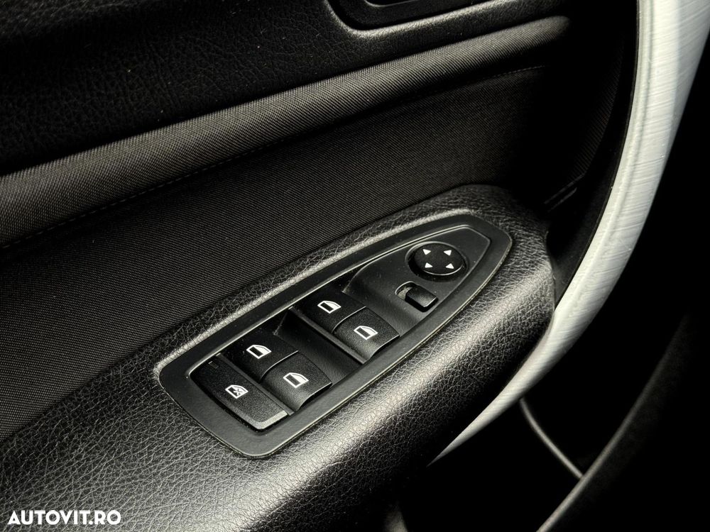 BMW Seria 1 - 19