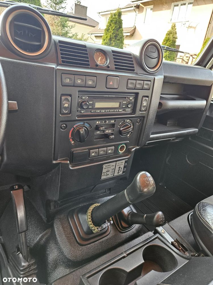 Land Rover Defender 90 Pick Up S - 19
