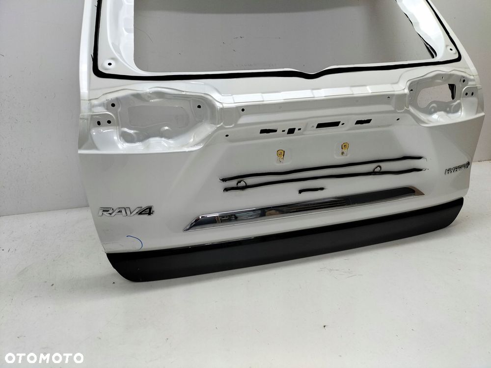 klapa tylna bagażnika tył toyota rav4 rav-4 v 18- - 2