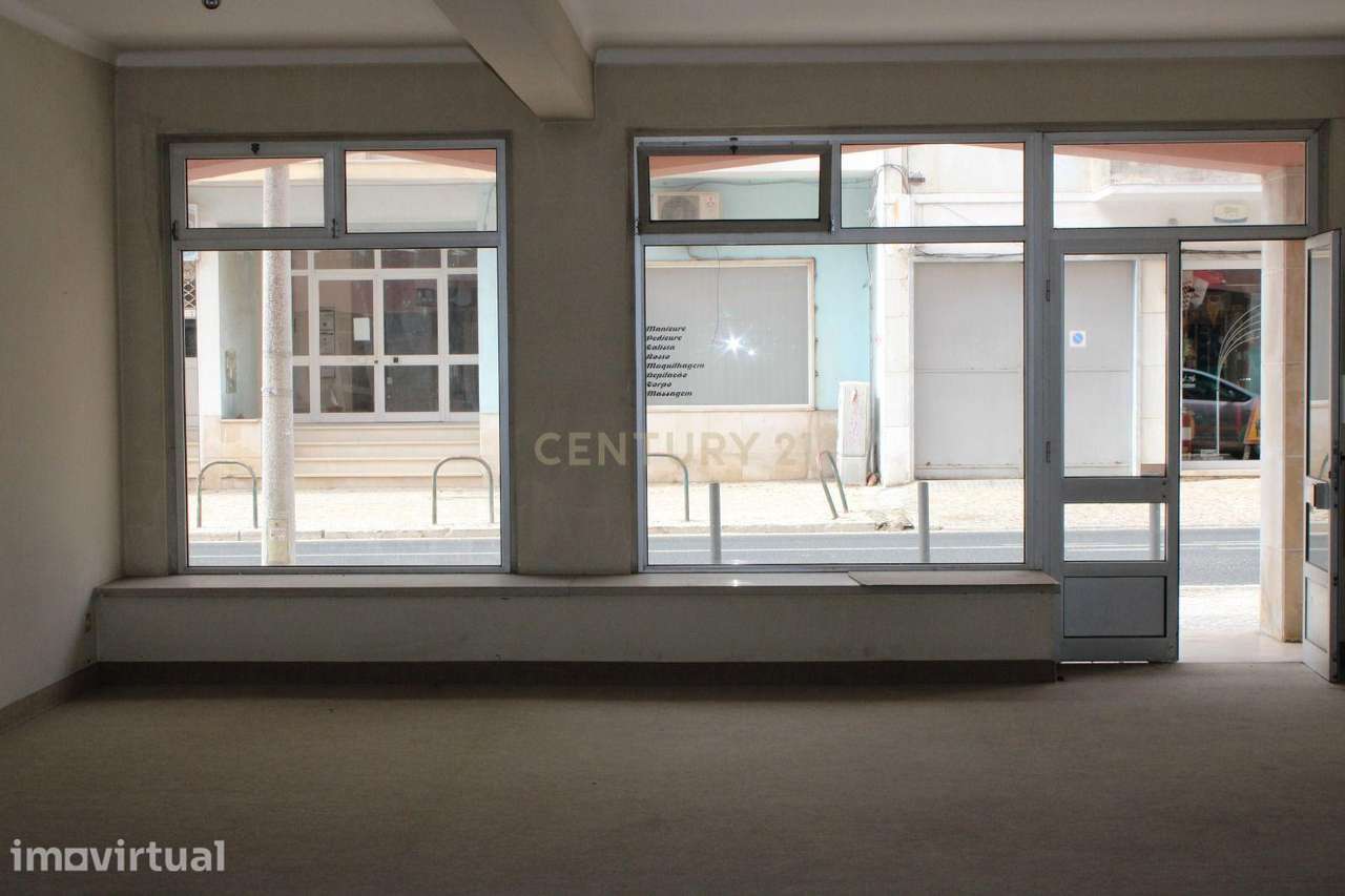 Ampla Loja com 129 m² e Estacionamento Privativo! - Grande imagem: 5/14