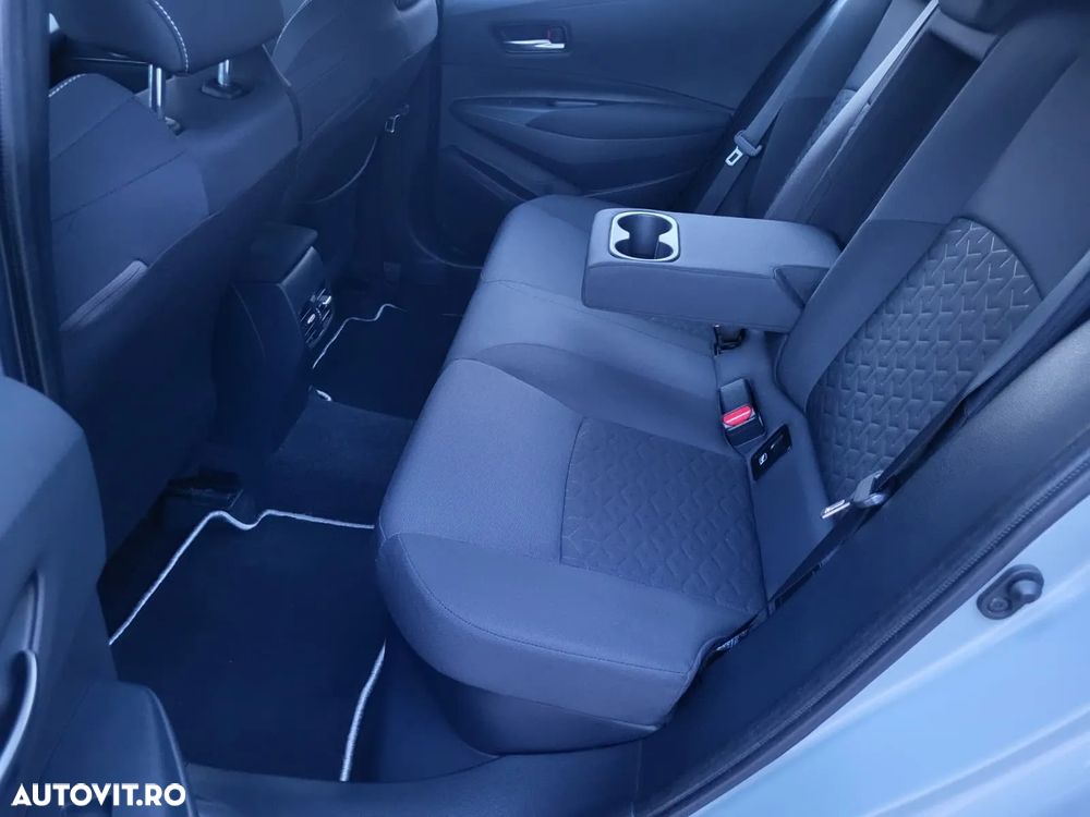 Toyota Corolla 2.0 HSD Dynamic interior Negru - 14