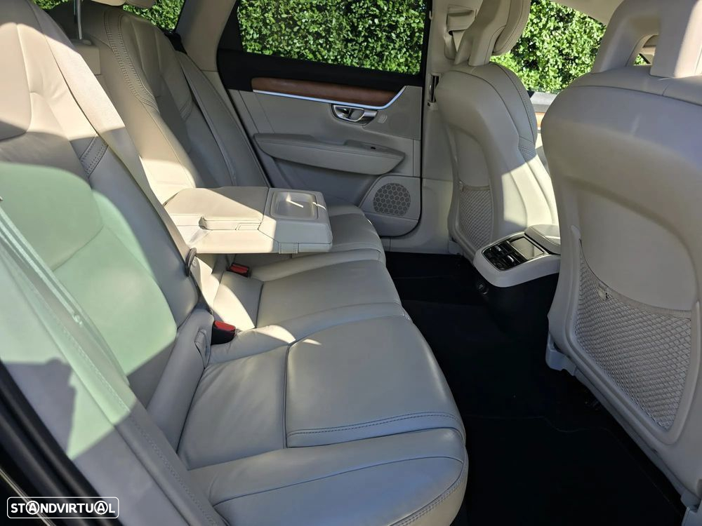 Volvo V90 2.0 D4 Inscription Geartronic - 26