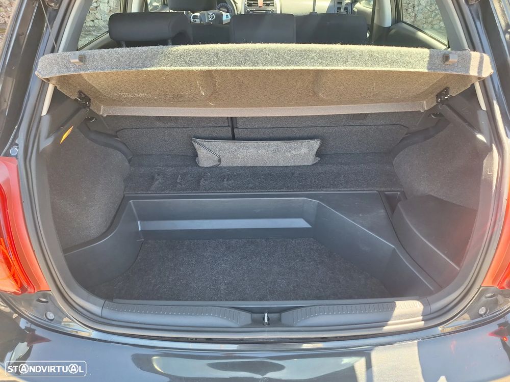 Toyota Auris 1.8 HSD JLL17 - 10