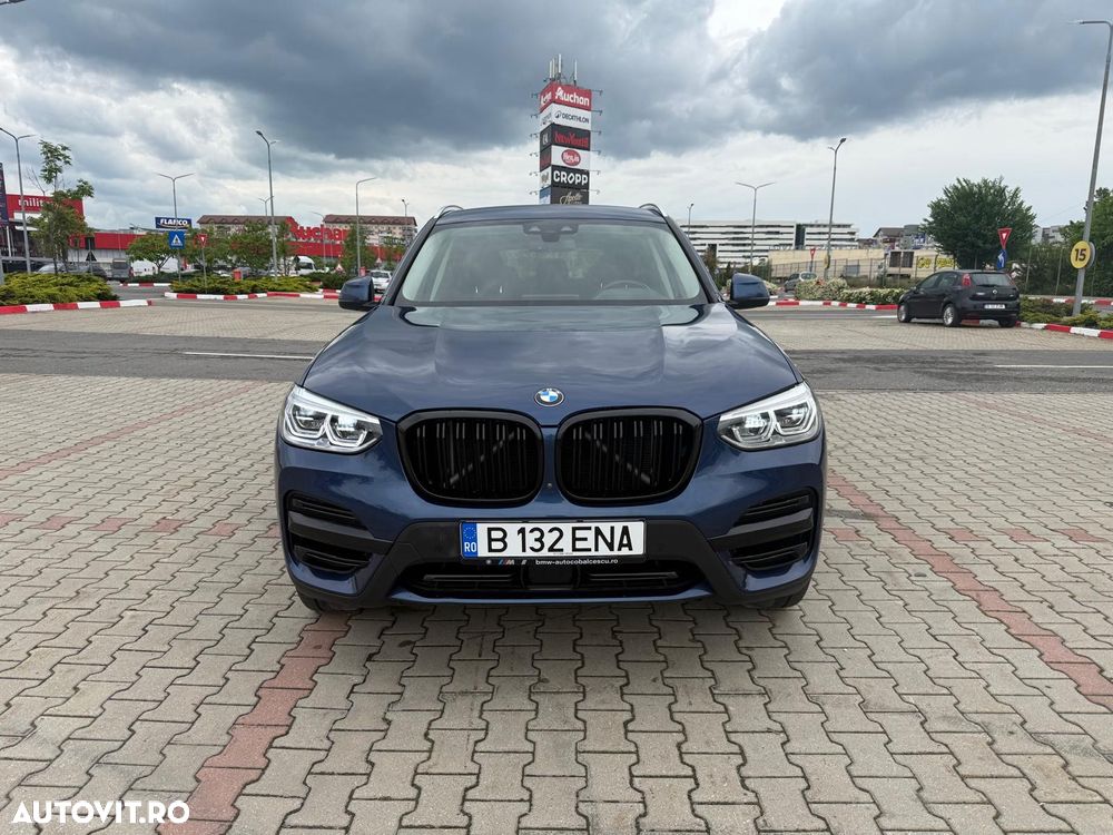 BMW X3 xDrive20d Advantage - 32