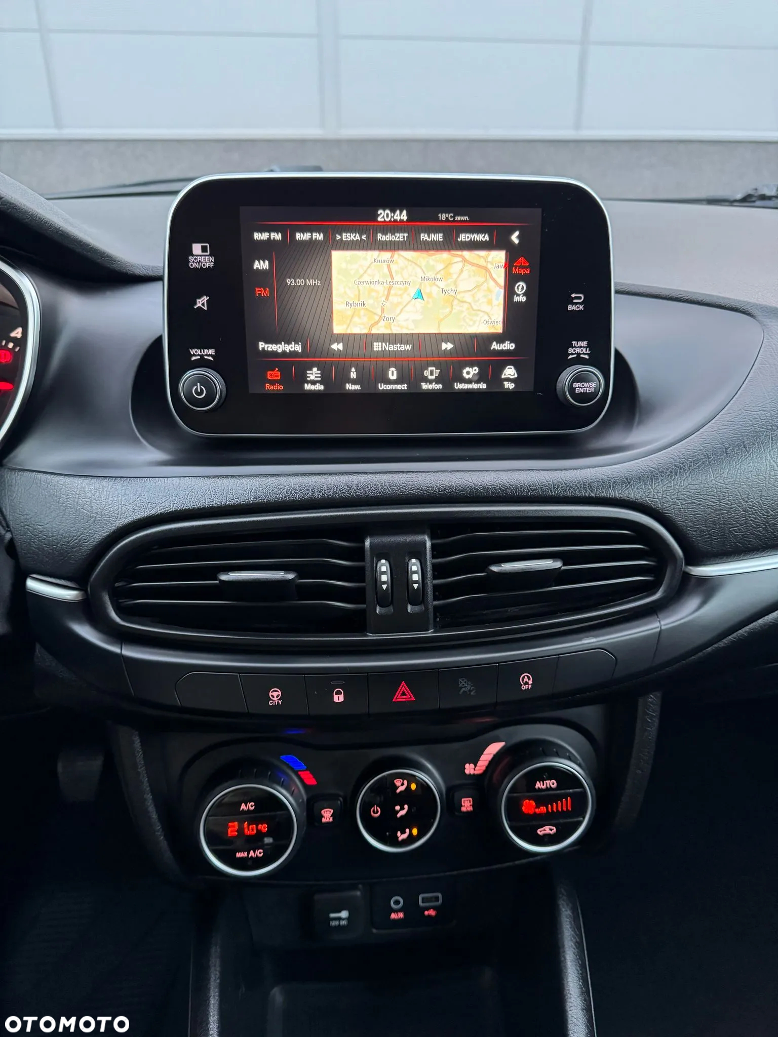 Fiat Tipo 1.6 MultiJet 16v Lounge - 22