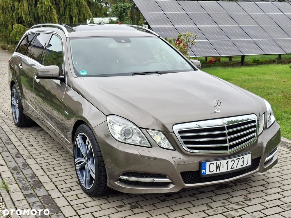 Mercedes-Benz Klasa E 250 T CDI DPF BlueEFFICIENCY Automatik Avantgarde - 5