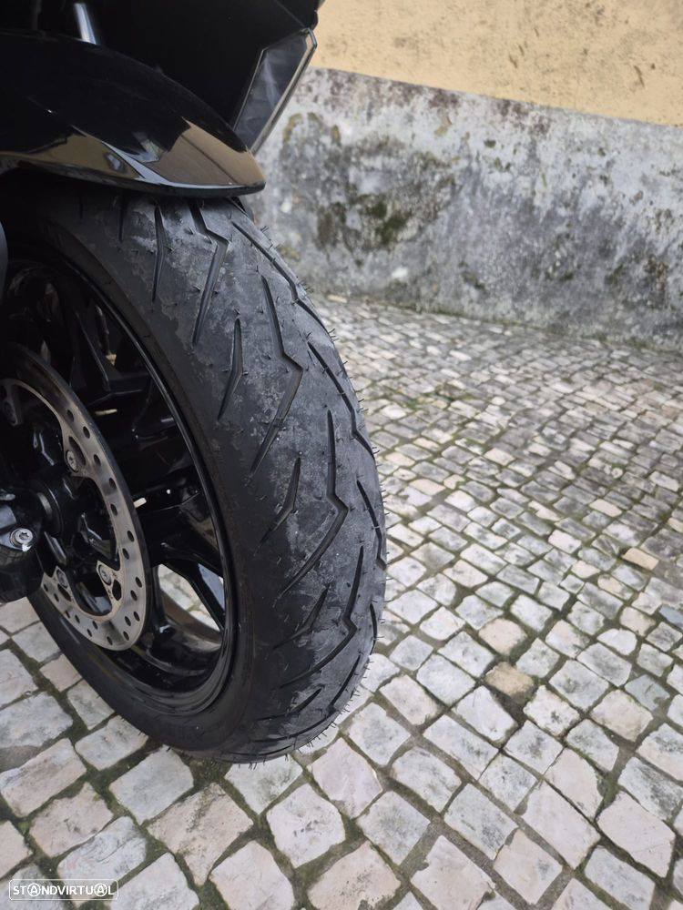 BMW C 400 GT Triple Black - 14