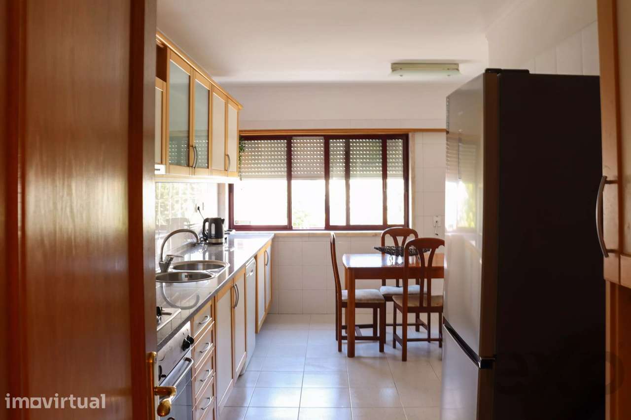 T3 Mobilado com Luxos em Ramada e Caneças - Grande imagem: 5/21