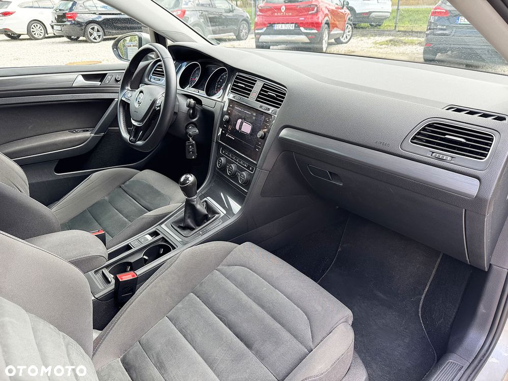 Volkswagen Golf 1.6 TDI SCR Trendline - 37