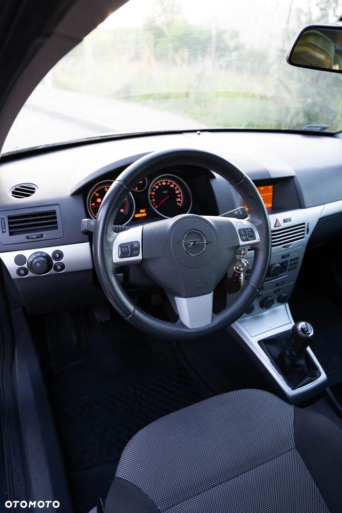 Opel Astra 1.7 CDTI Enjoy - 7