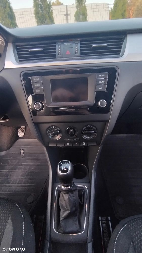 Skoda RAPID - 14