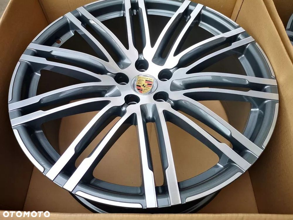 PORSCHE MACAN S / TURBO/ SPIDER 21''95B nowy model - 14