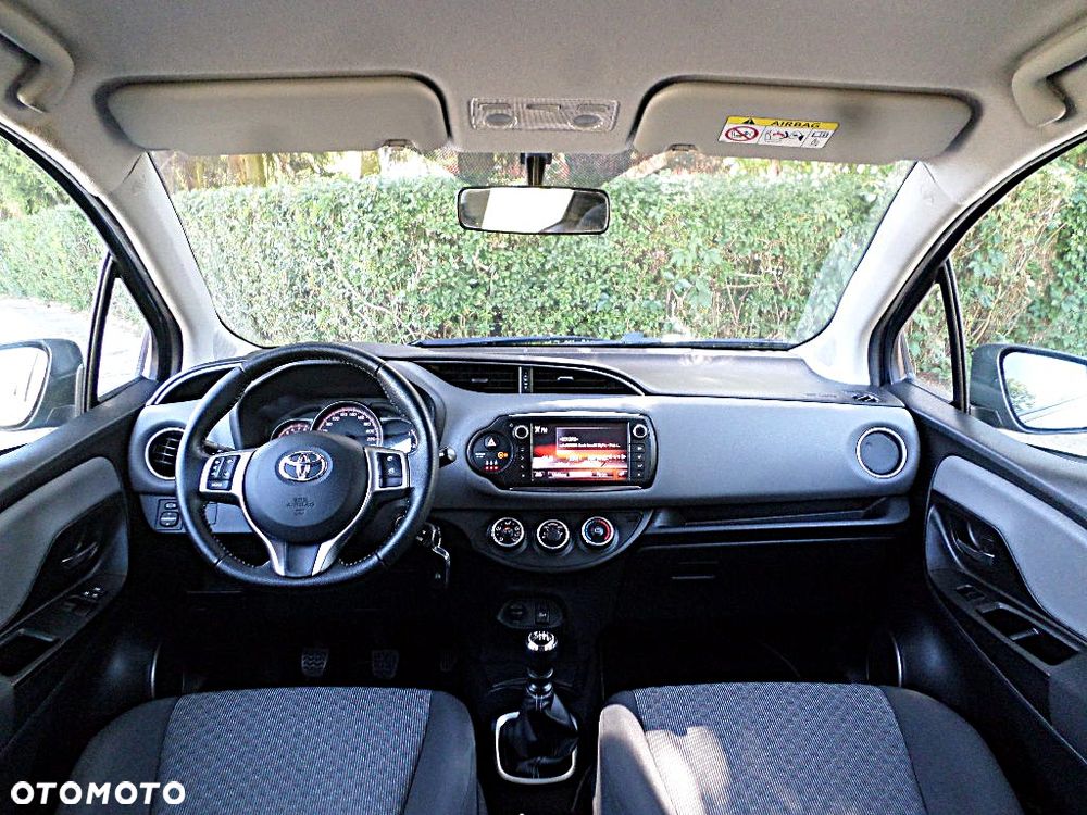 Toyota Yaris 1.33 Selection Platinum - 7