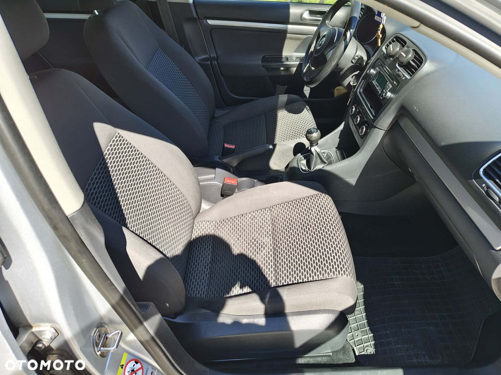 Volkswagen Golf 1.6 TDI Comfortline - 9
