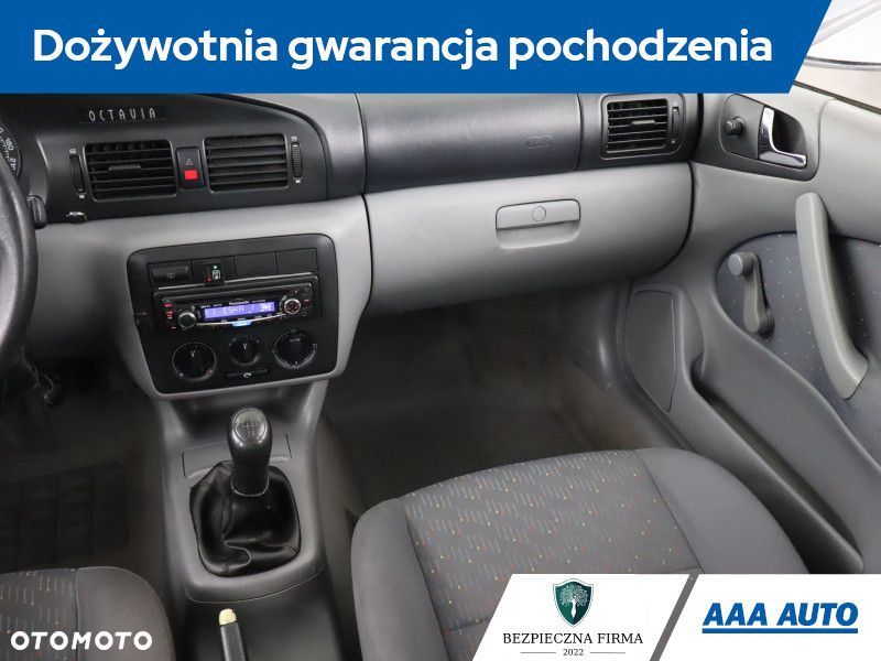 Skoda Octavia - 10